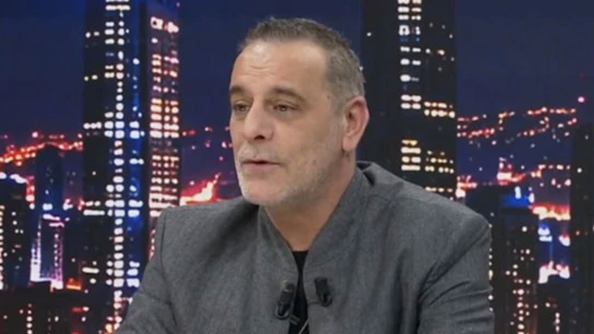 Ozan Güven'den Cenaze Adabı Üzerine Tartışma Yaratan Sözler: "Işıklar İçinde Uyu Demek Zor Mu?"