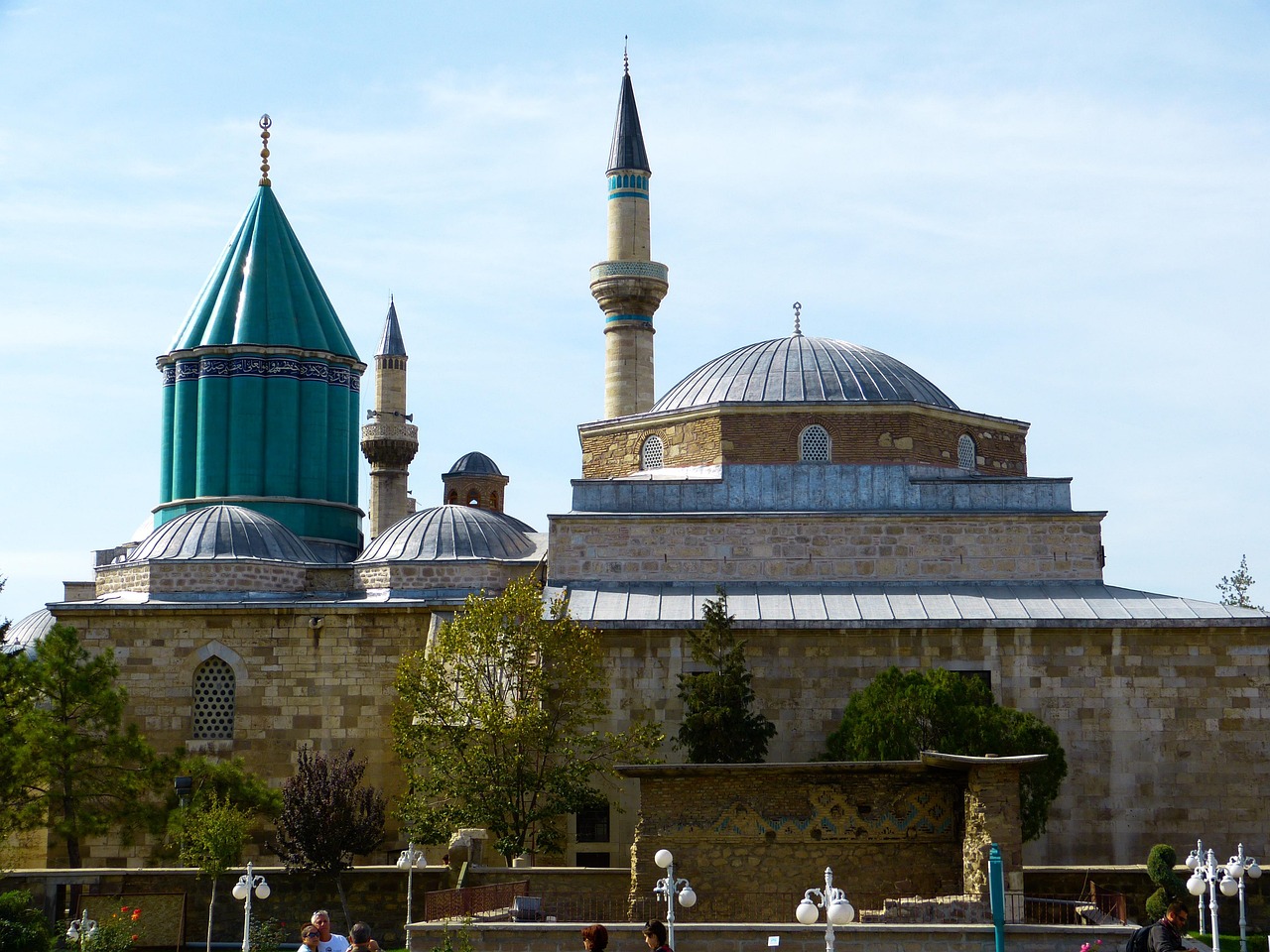 Konya'da Feci Kazada Otobüs TIR'a Girdi: 1 Can Kaybı, 8 Yaralı