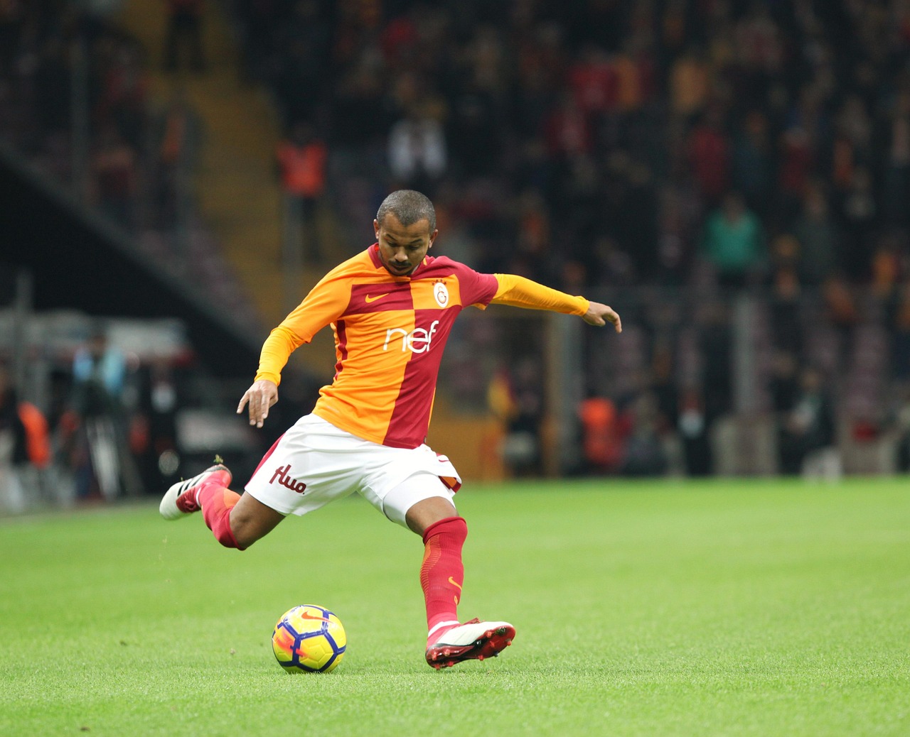 Galatasaray'dan Efe Mandıracı Hamlesi: Filenin Efeleri Güçleniyor