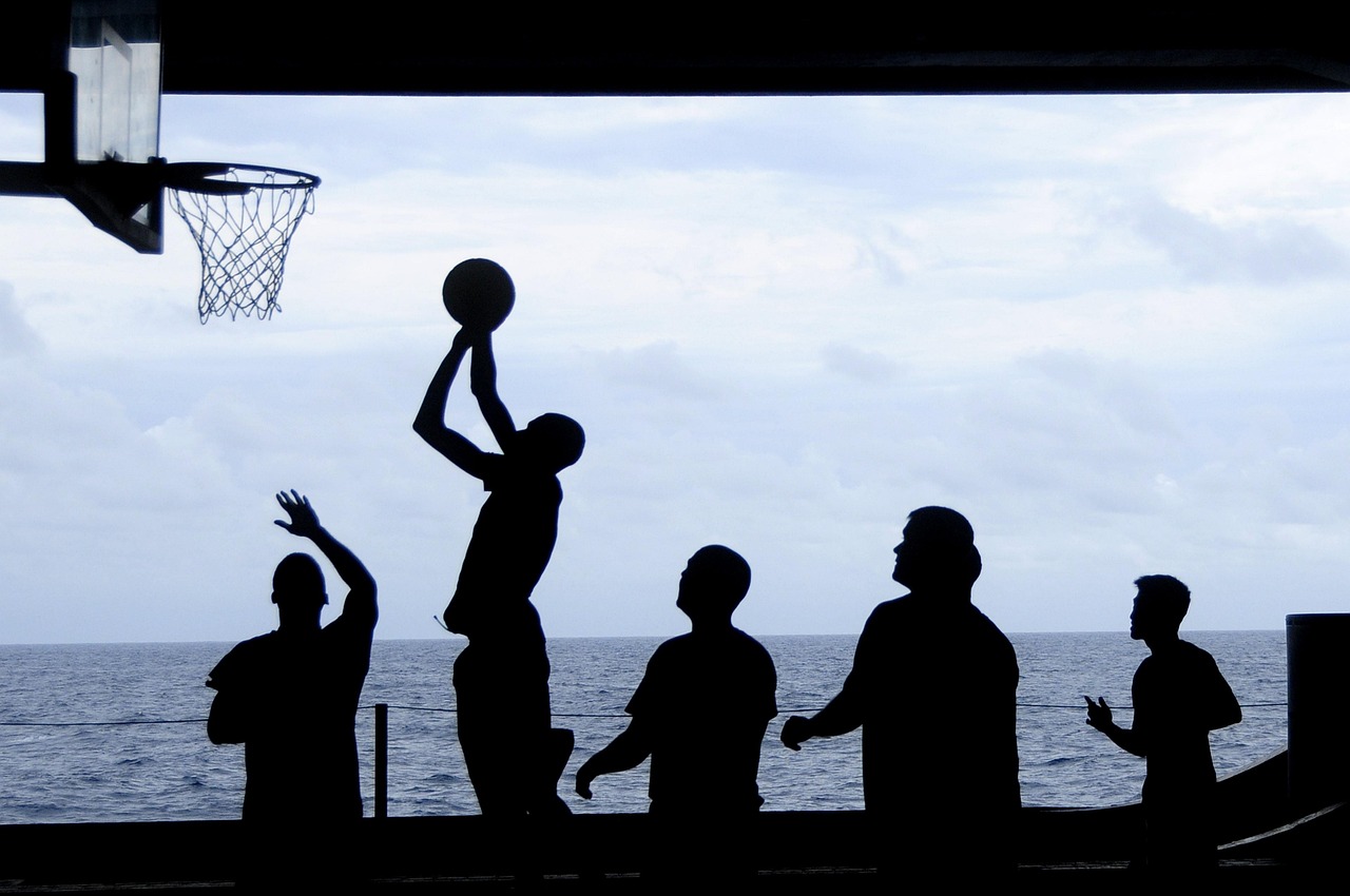 Eczacıbaşı Basketbol Efsaneleri Yeni Salonda Buluştu