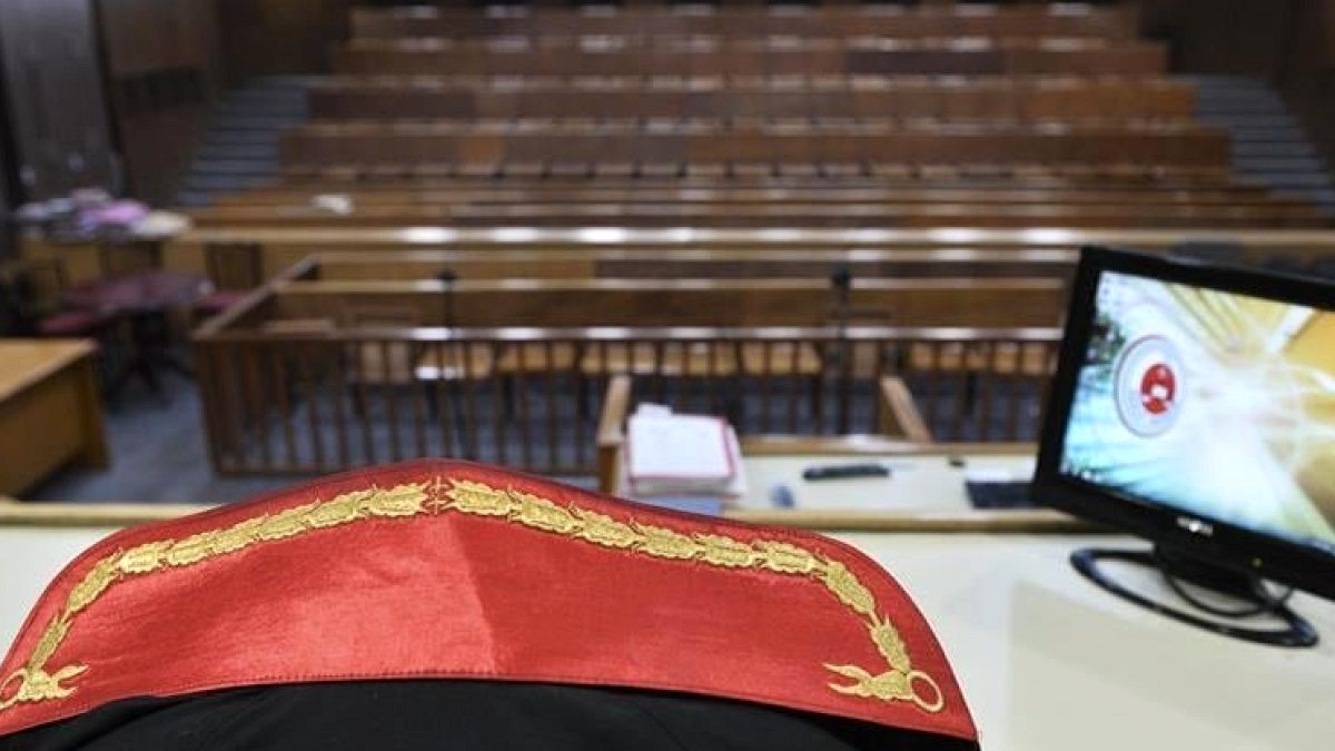 Arkadaşına tokat atan kadın, ceza alınca bu kez hakime sataştı