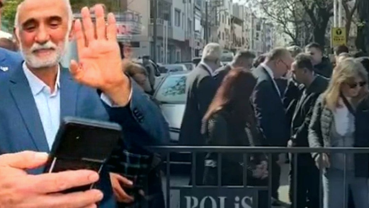 Atatürk'e hakaret cezasız kaldı! Beraat eden öğretmen 'Tekbirlerle' karşılandı