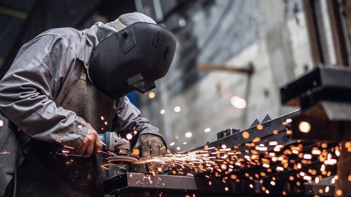 TÜİK: Sanayi üretimi şubatta yıllık yüzde 2,2 arttı