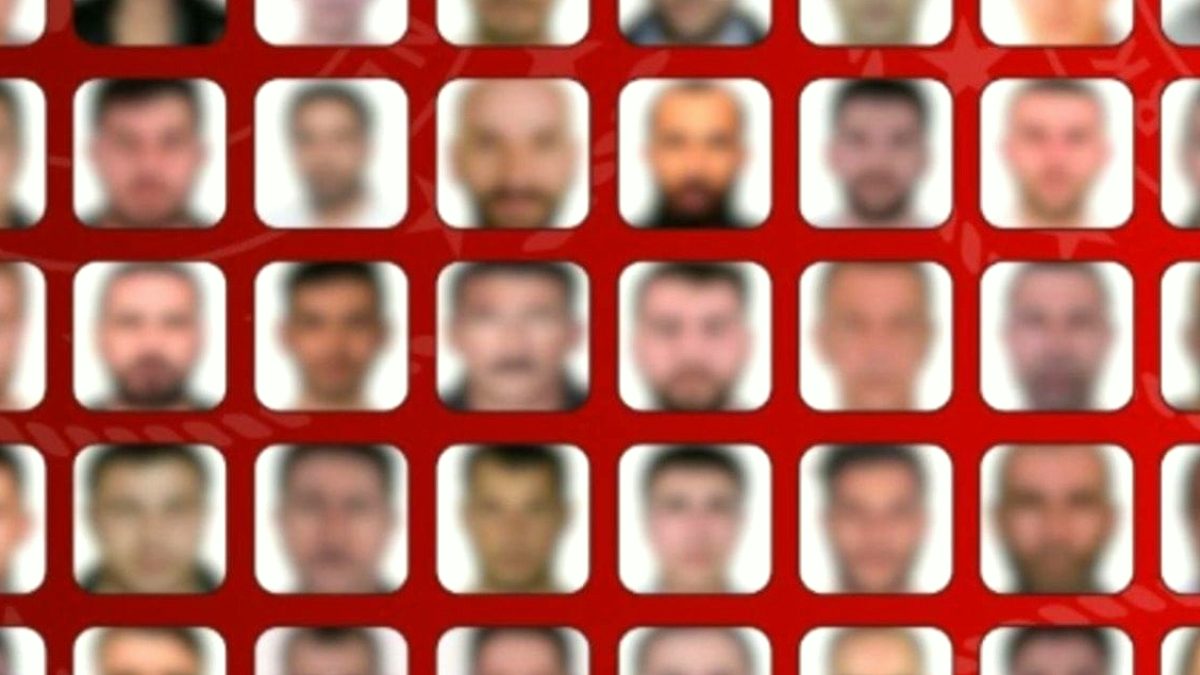Kırmızı bültenle aranan 61 firari Türkiye'de!