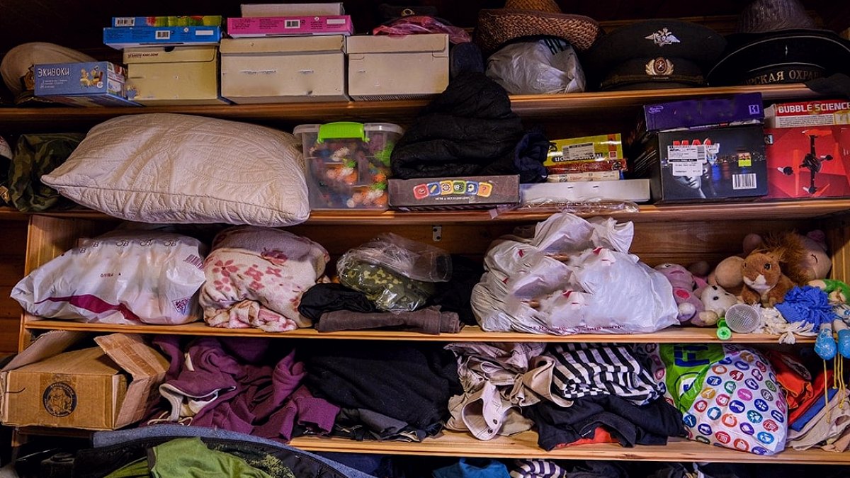 80'lerden kalma bu plastik oyuncak bir araba parası ediyor