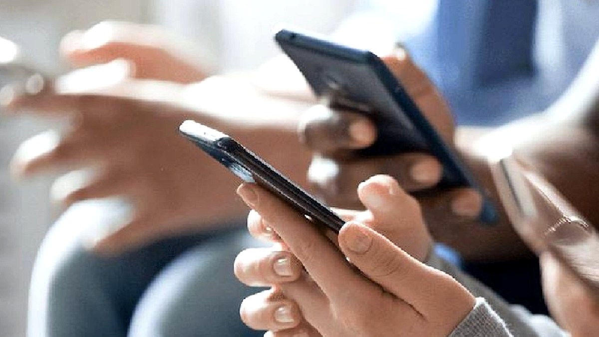 Ülkedeki tüm vatandaşlara ücretsiz internet verilecek