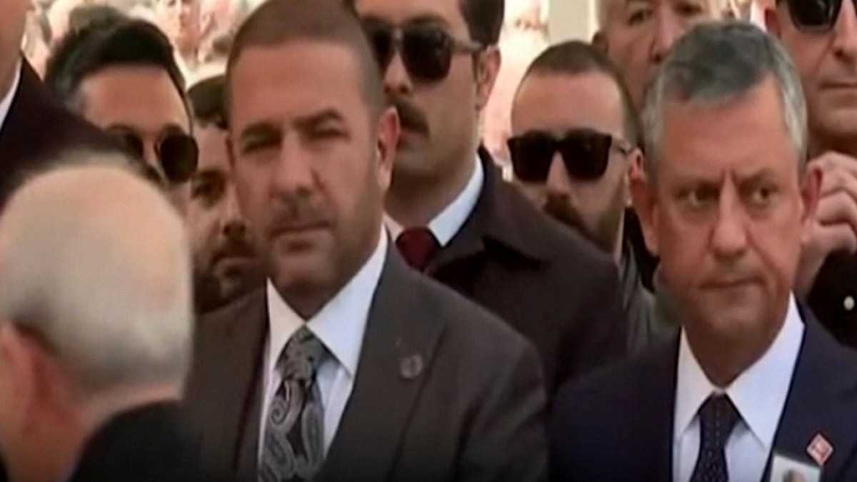 Kılıçdaroğlu, Özel'e selam vermedi: Özelden açıklama geldi!