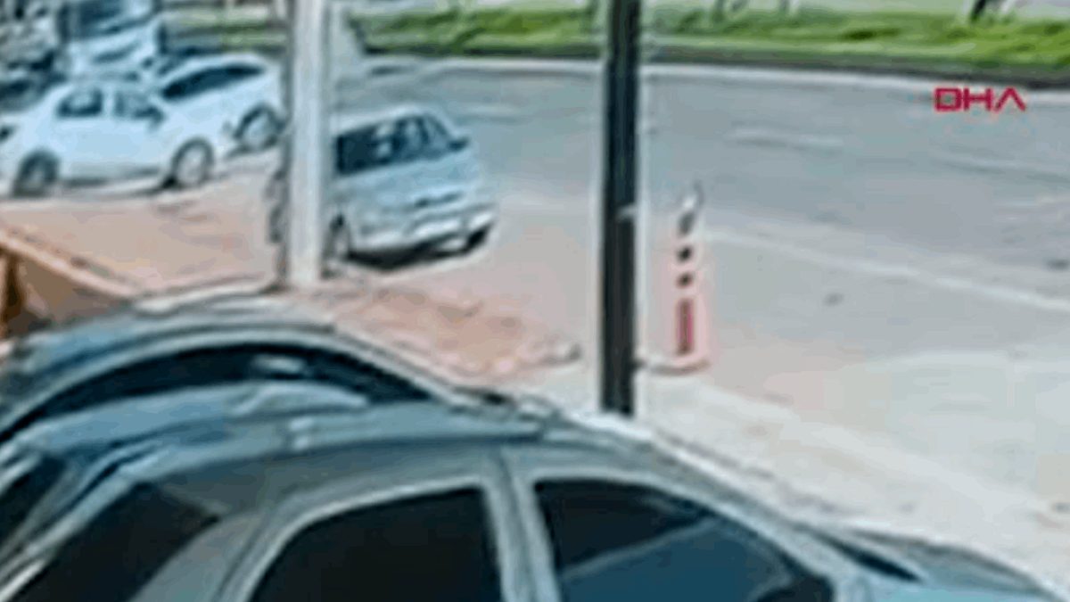 Şanlıurfa'da 2 otomobil çarpıştı; 3 yaşındaki Nazlı öldü