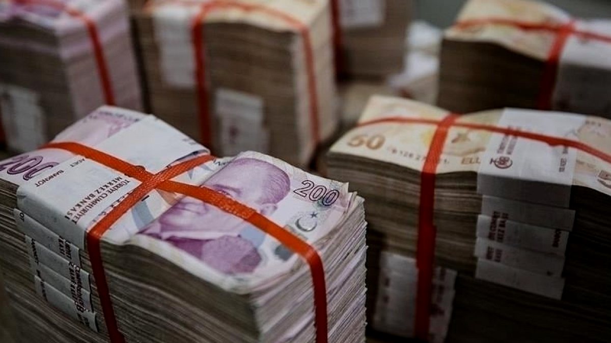 Şubatta fazla veren bütçe martta 230 milyar TL açık verdi
