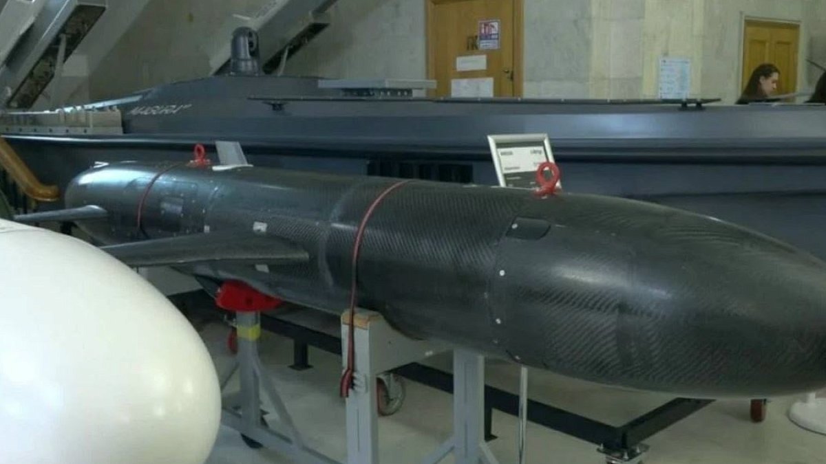 600 kilometre menzilli füze sistemi görücüye çıktı: Ülke gücüne güç kattı