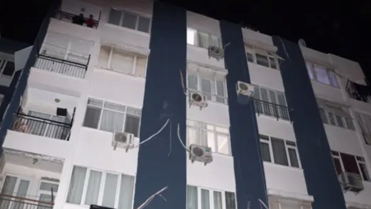 Prizde başladı, mutfağı kül etti