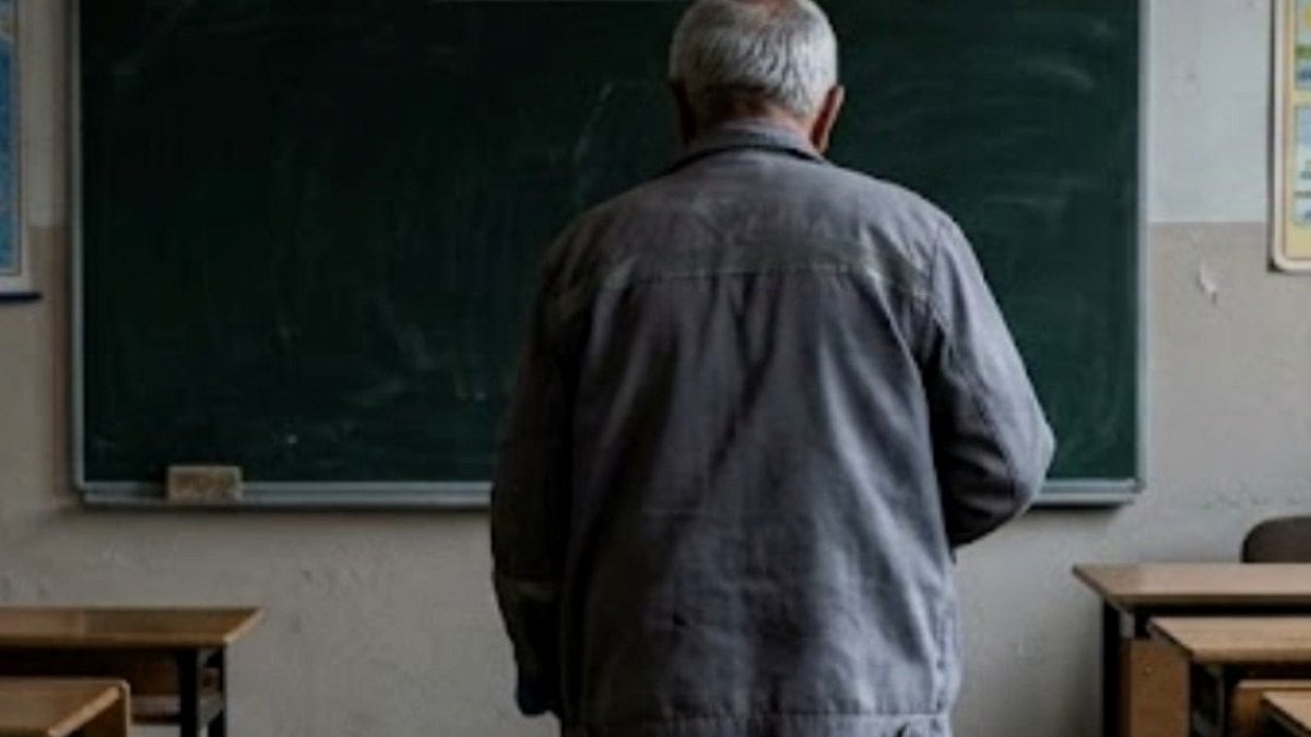 70 yaşındaki okul görevlisi 2 öğrenciyi taciz etti!