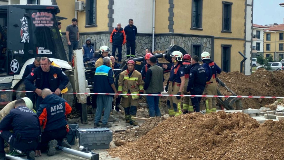 Manisa'da göçükte kalan işçiden acı haber