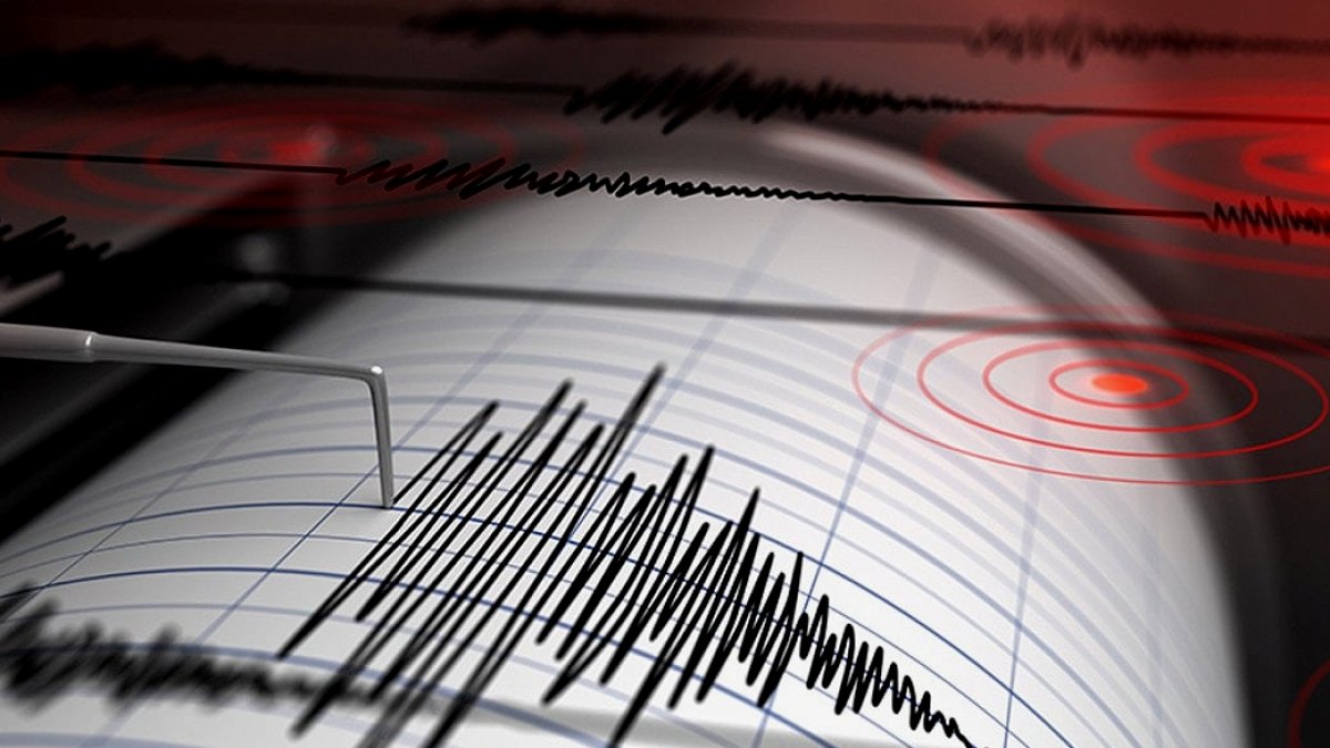 7.5 büyüklüğünde depremden sonra uyarı: '3 metrelik tsunami geliyor, hayatınızı kurtarmak için kaçın'