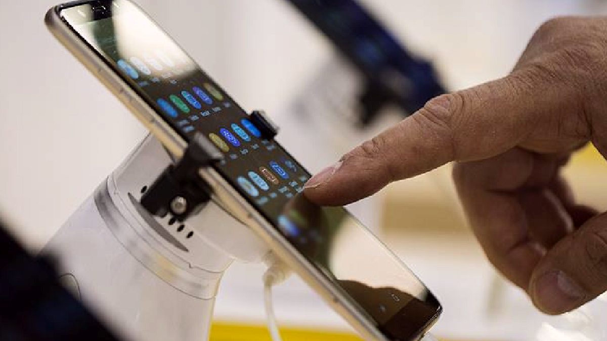 Akıllı telefonlarda eskiye dönülüyor: Hepsi sil baştan değişecek