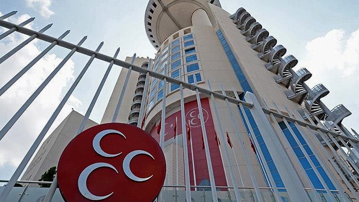Bir MHP teşkilatı için daha fesih kararı