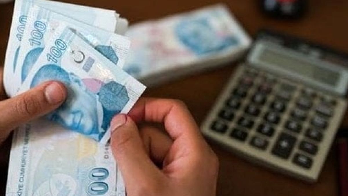 Memurların temmuz zammı neredeyse belli: İşte öğretmen, polis ve doktorların yeni maaş listesi