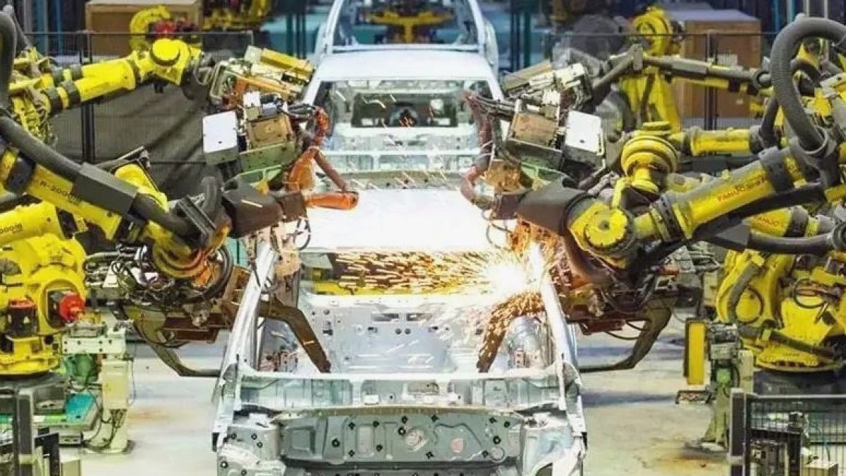 Otomotiv devi İzmit fabrikasında seri üretime geçecek: Türkiye'den 40 ülkeye ihraç edilecek