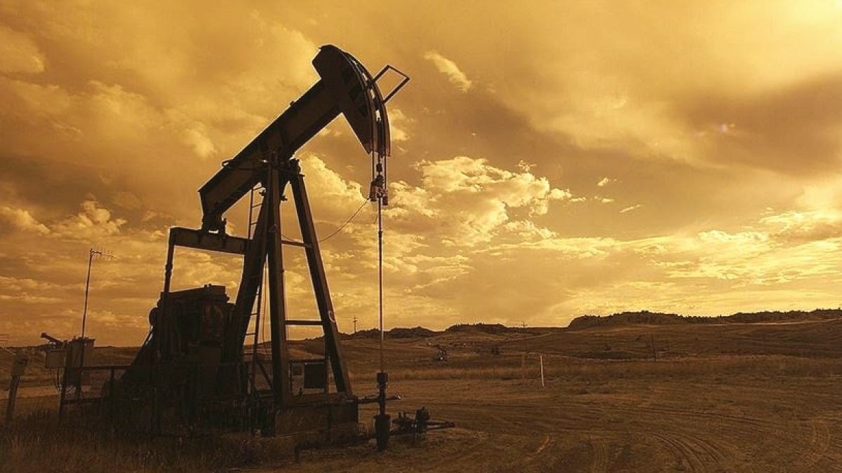 Petrol 102 doları aştı