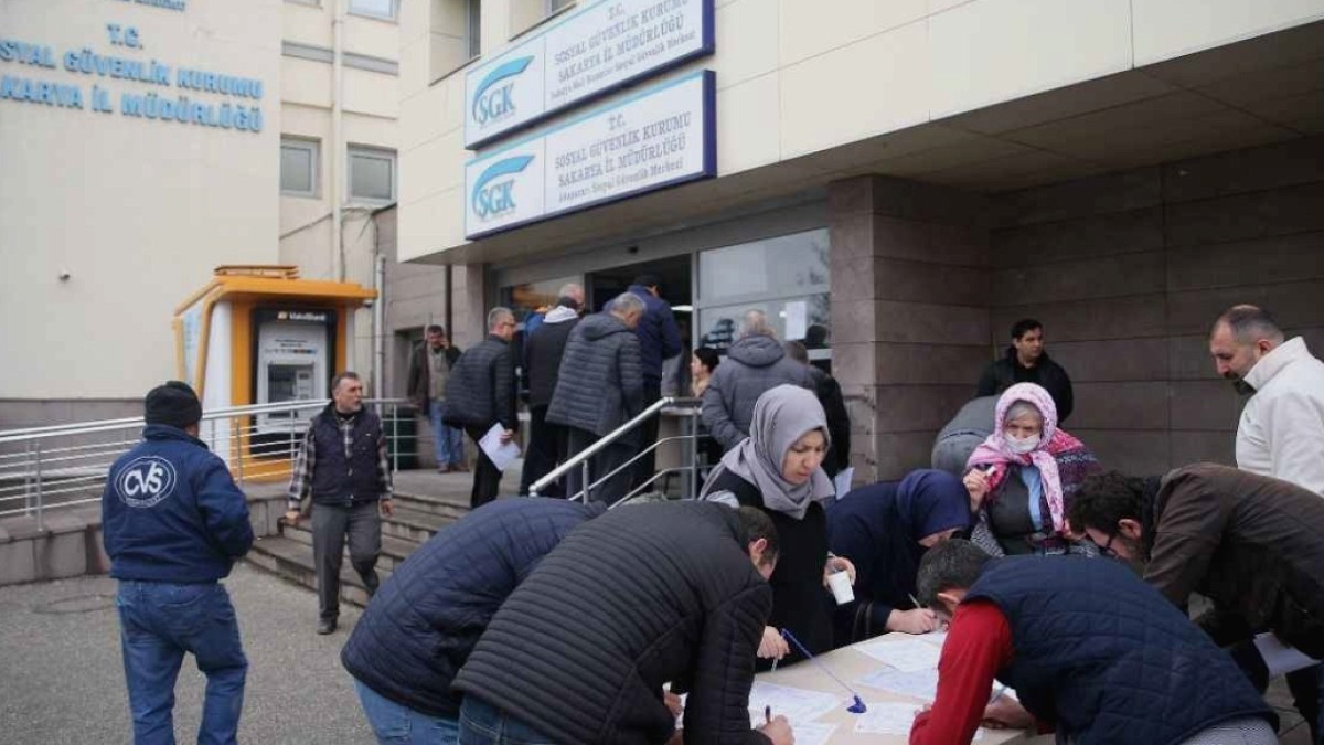 Elini çabuk tutmayanların emeklilik yaşı yükselecek