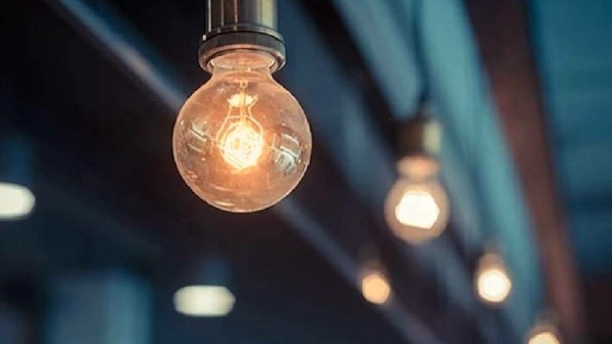 Ülkede elektrik peynir ekmek gibi marketlerde satılıyor
