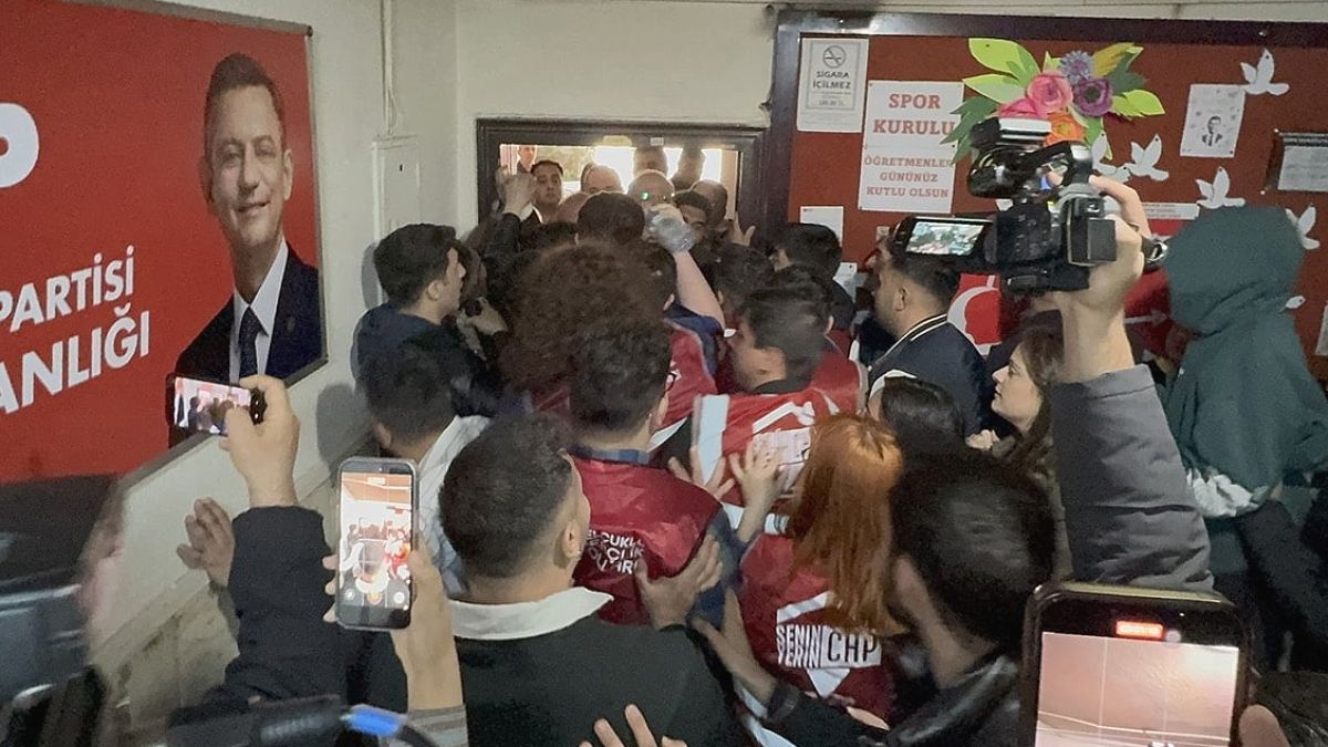 CHP il teşkilatında gerginlik