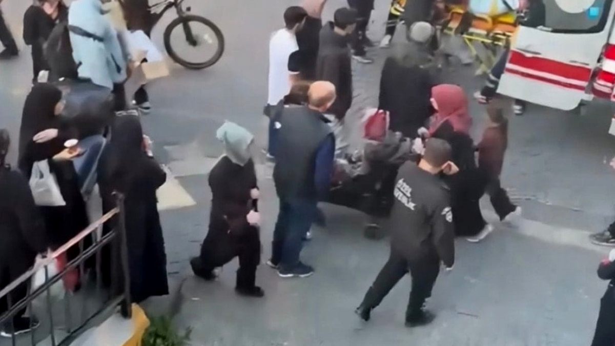 Rezidans otoparkında korkunç olay: Başına kepenk düşen işçi yaşam mücadelesi veriyor