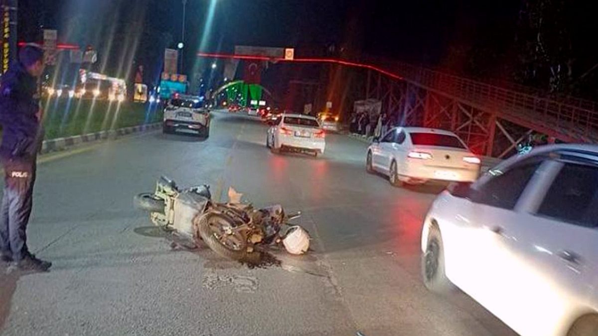 Manisa’da iki motosiklet çarpıştı: İzinli polis memuru hayatını kaybetti