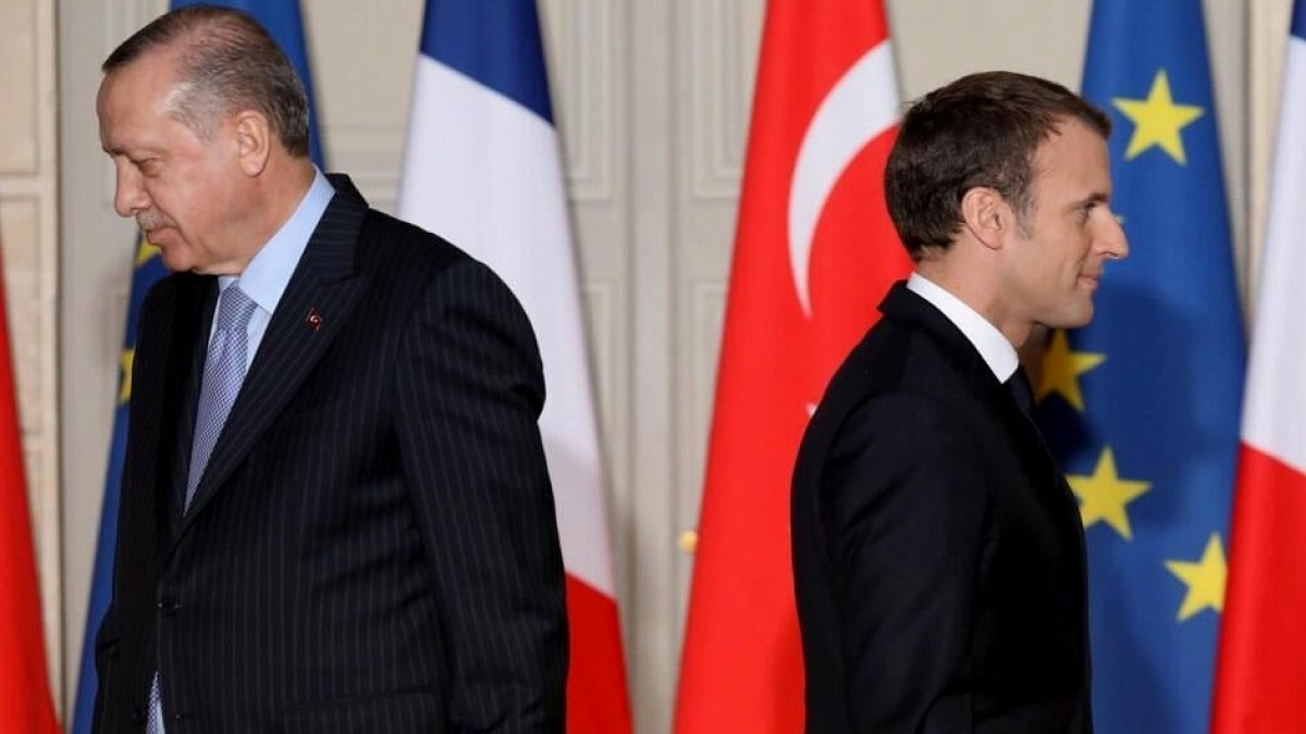 Gözü dönmüş Macron, Türkiye'yi tehdit etti