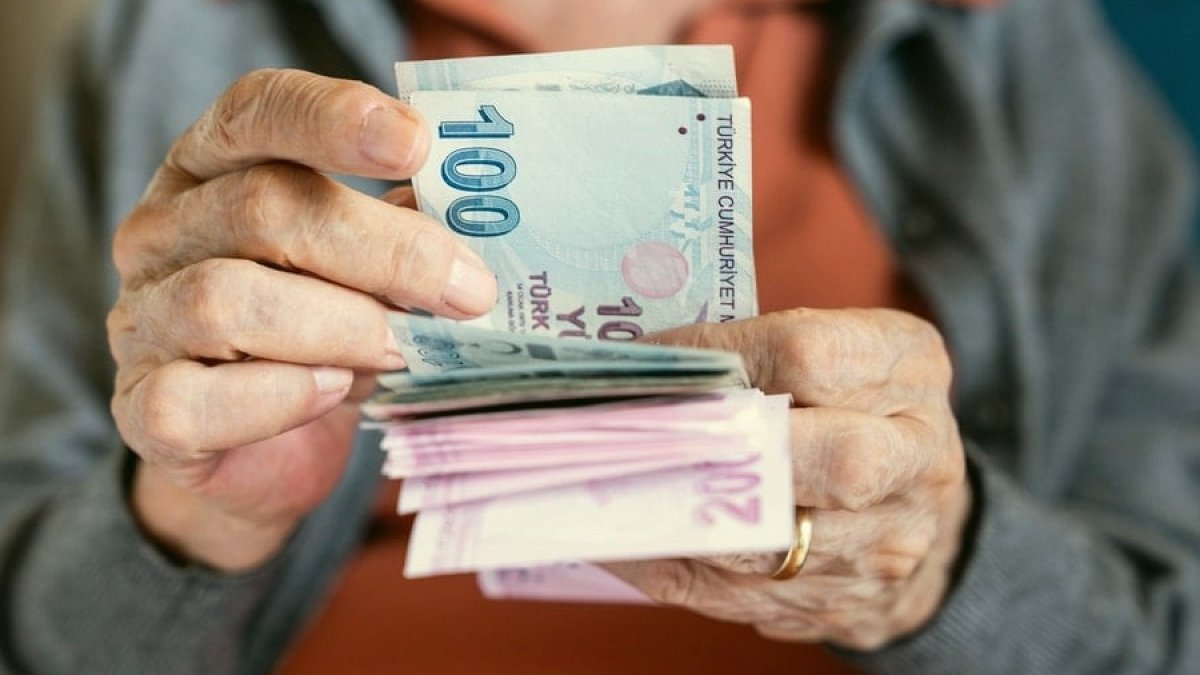 SGK bu emeklilerin maaşı anında kesiyor: Yeniden bağlanması için tek şart var