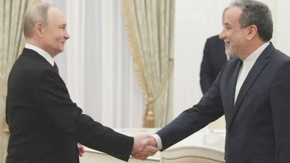 Arakçi, Putin’le görüşmek için Moskova’da