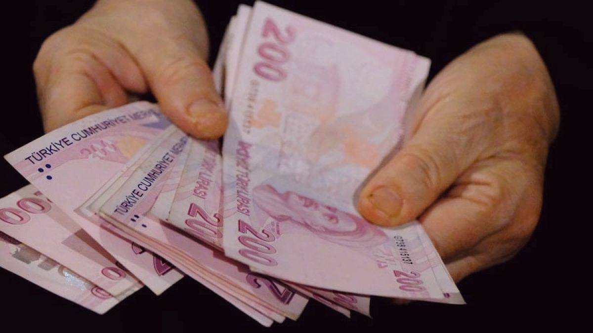 Mevduatta asgari ücret sınırı aşıldı: 1 milyon TL'nin aylık getirisi uçtu