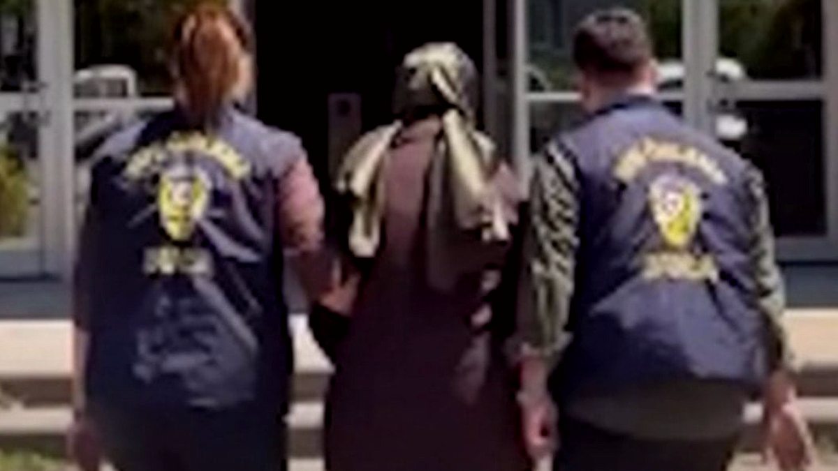 Aranan hükümlü kız kardeşinin kimliğiyle gelinlikçide yakalandı!