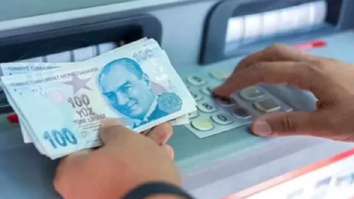 Milyonlarca kişinin  beklediği para gece yarısı hesaplara yatırıldı