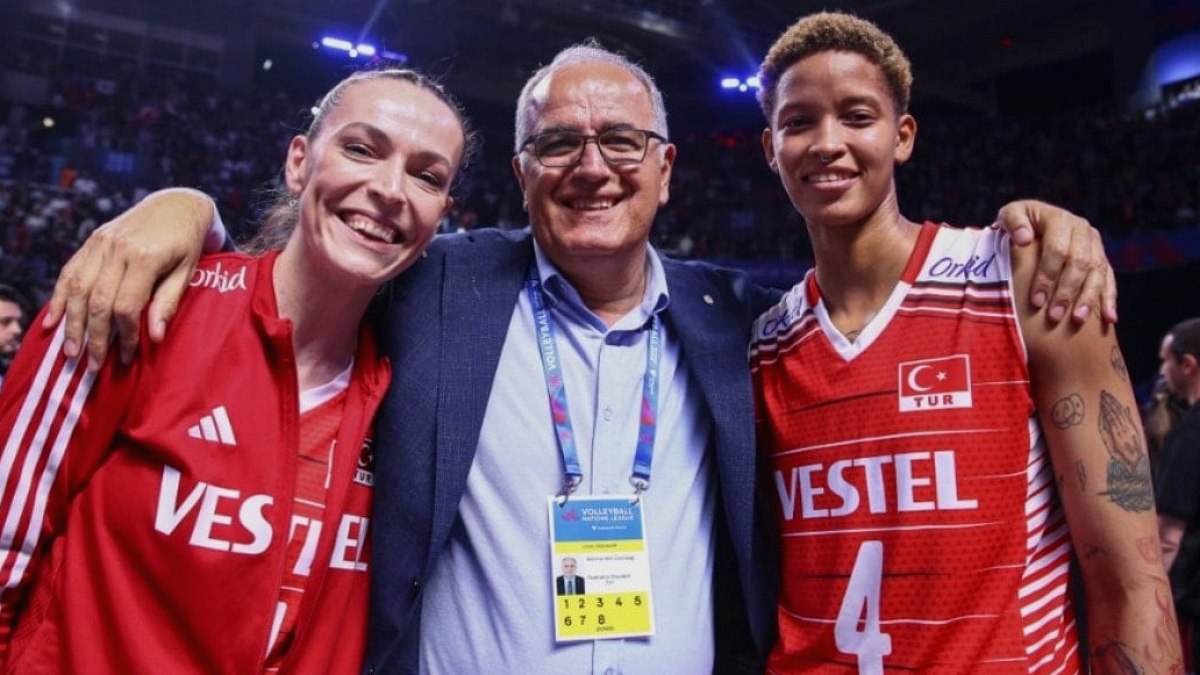 Voleybol Federasyonunun Anıtkabir ayıbı