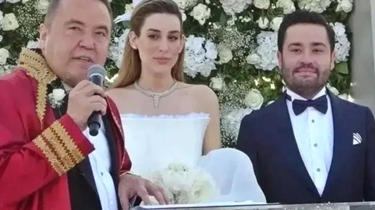 Muhittin Böcek'in gelini gözaltında