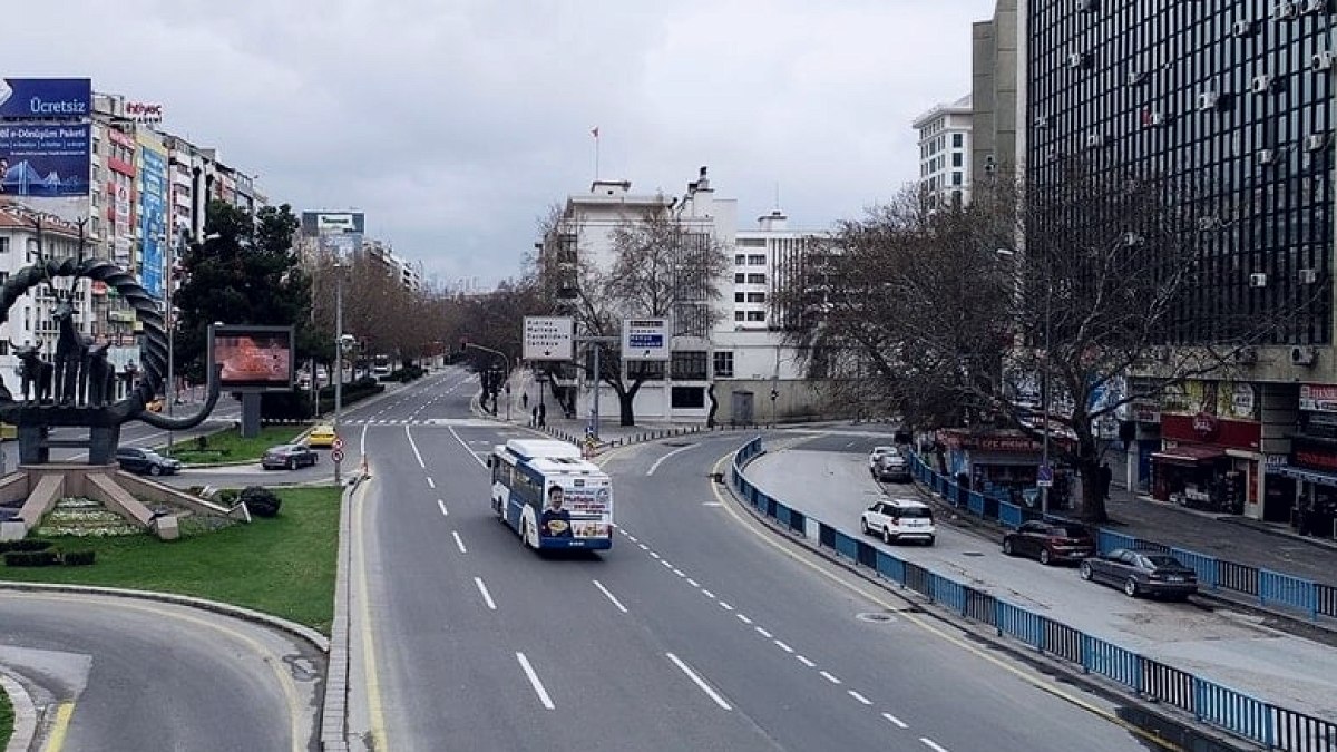 Ankara'da 1 Mayıs'ta bazı yollar trafiğe kapatılacak