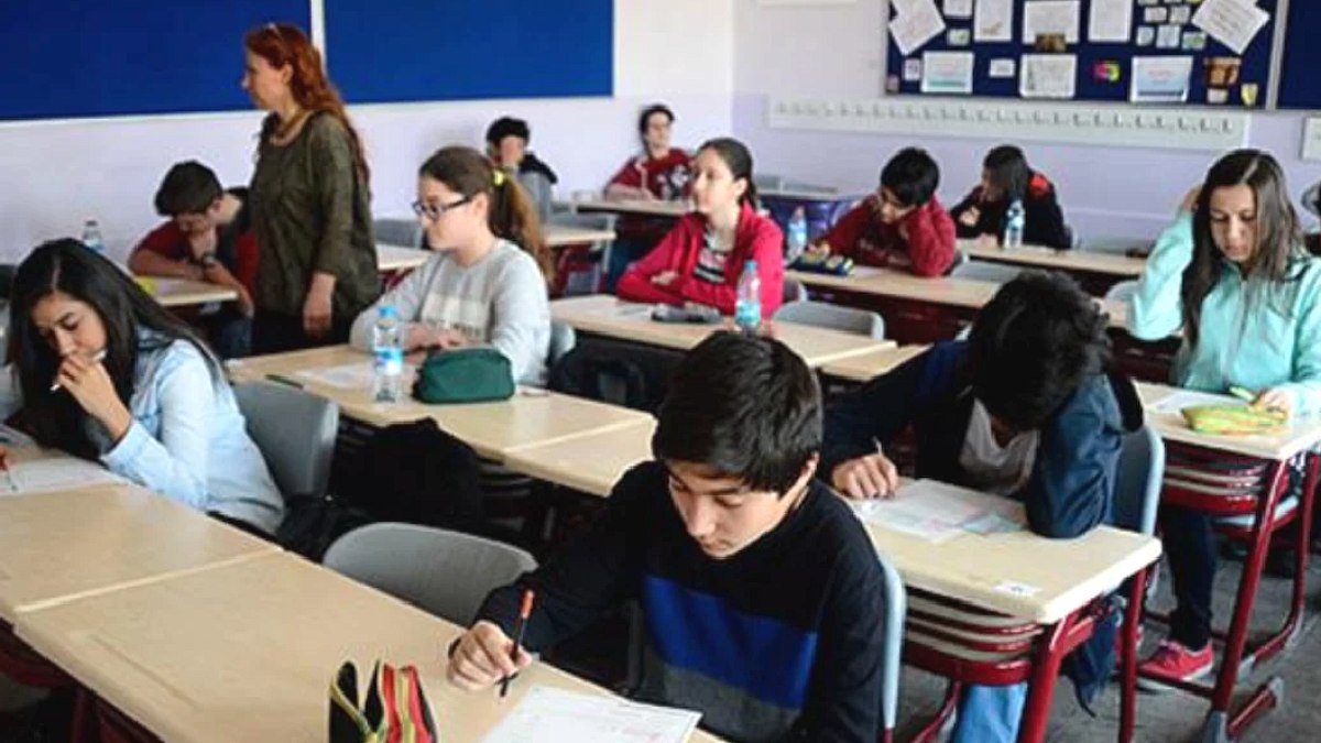 Okullara yeni zorunlu ders geliyor