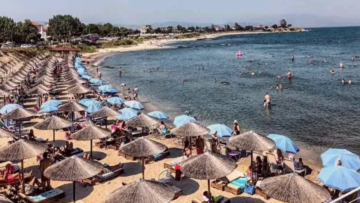 Plajlarda şezlong ve şemsiye yasaklandı!