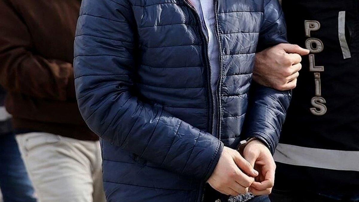 25 suçtan aranıyordu kömürlükte yakalandı