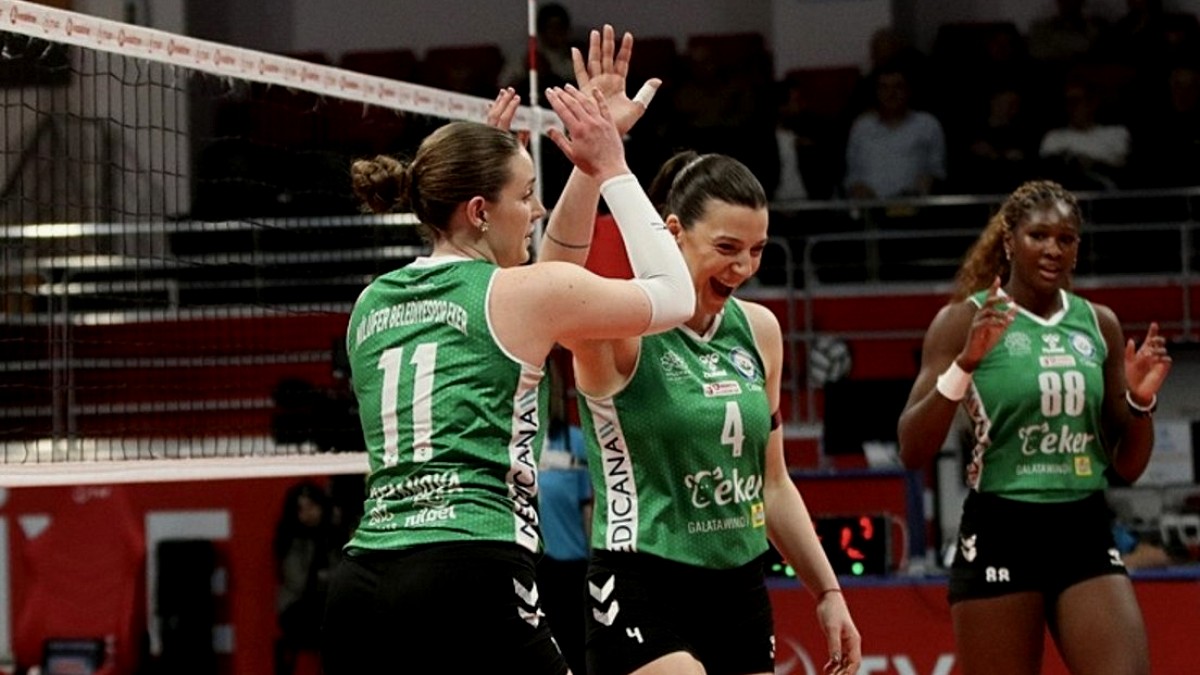 Beşiktaş Kadın Voleybol Takımı, Rus smaçör Shemanova'yı kadrosuna kattı