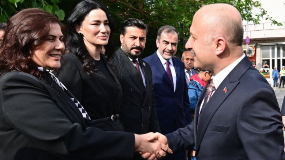 Aydın'da vali karşılamasında protokol krizi; Sarıbaş ve Çerçioğlu geride kaldı
