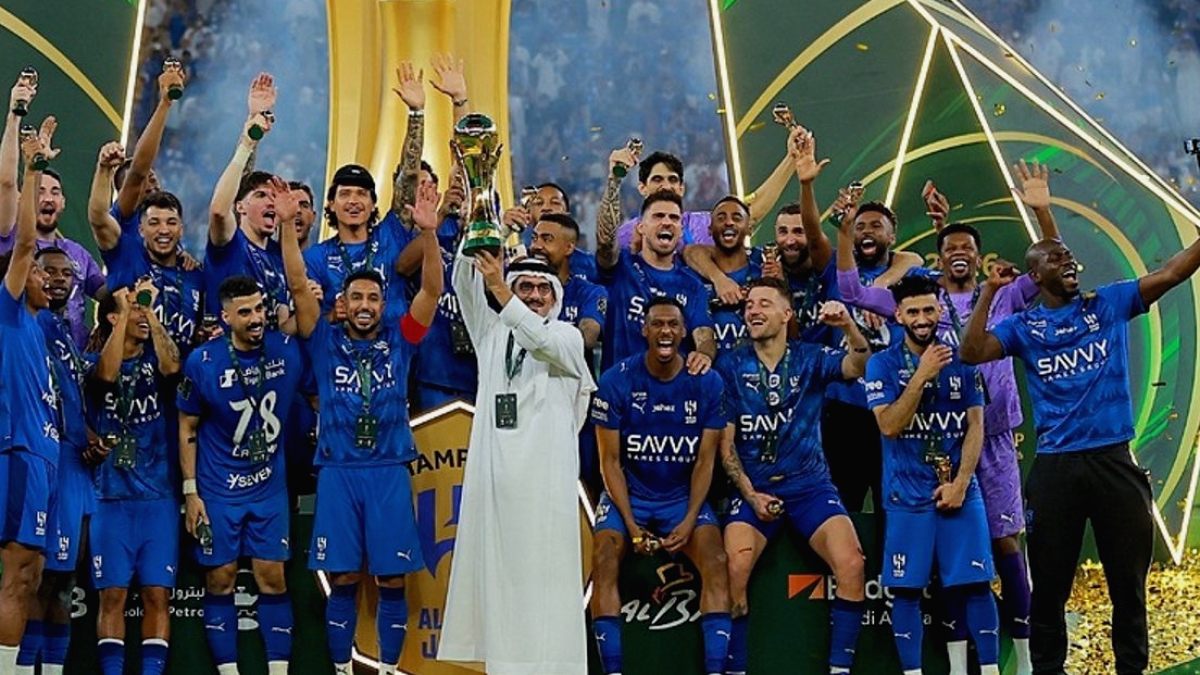Al-Hilal şampiyon oldu! Yusuf Akçiçek Suudi Arabistan'da ilk kupasını kazandı