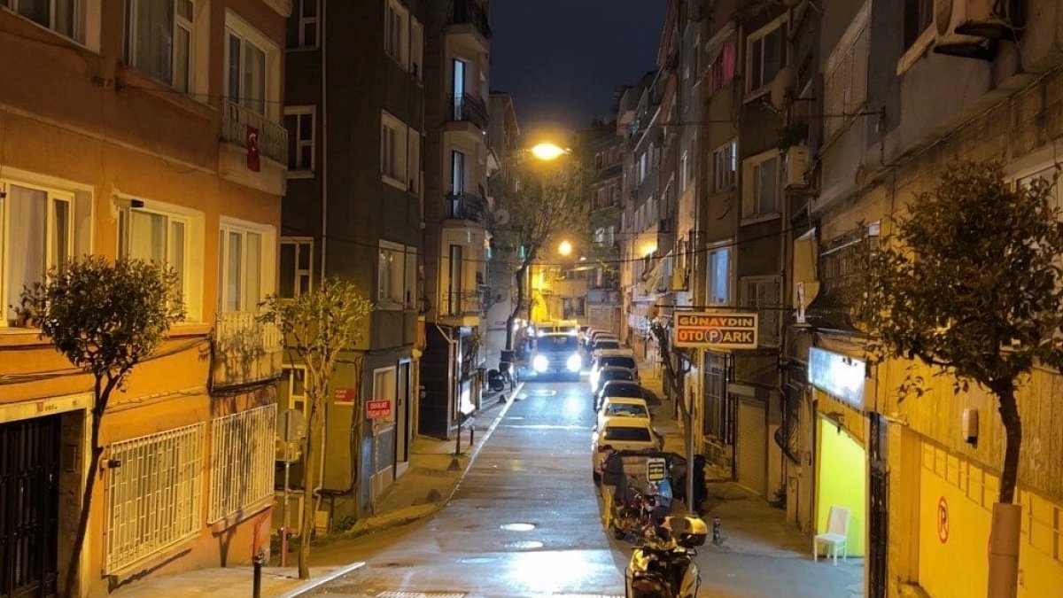 Beyoğlu’nda 30 yaşındaki Hüseyin ölü bulundu