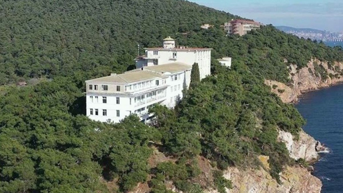 Türkiye'nin ilk pandemi hastanesi Diyanet'e devrediliyor