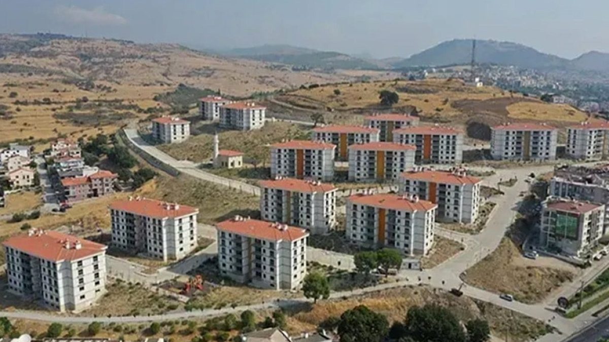 TOKİ kurayı çekti ama konutlar ortada yok
