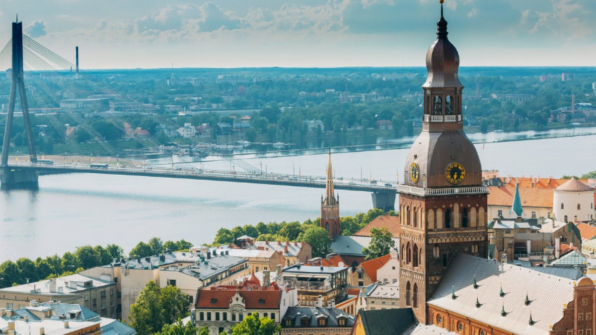 Letonya, Rusya ve Belarus ile Otobüs Bağlantılarını Tamamen Kesti