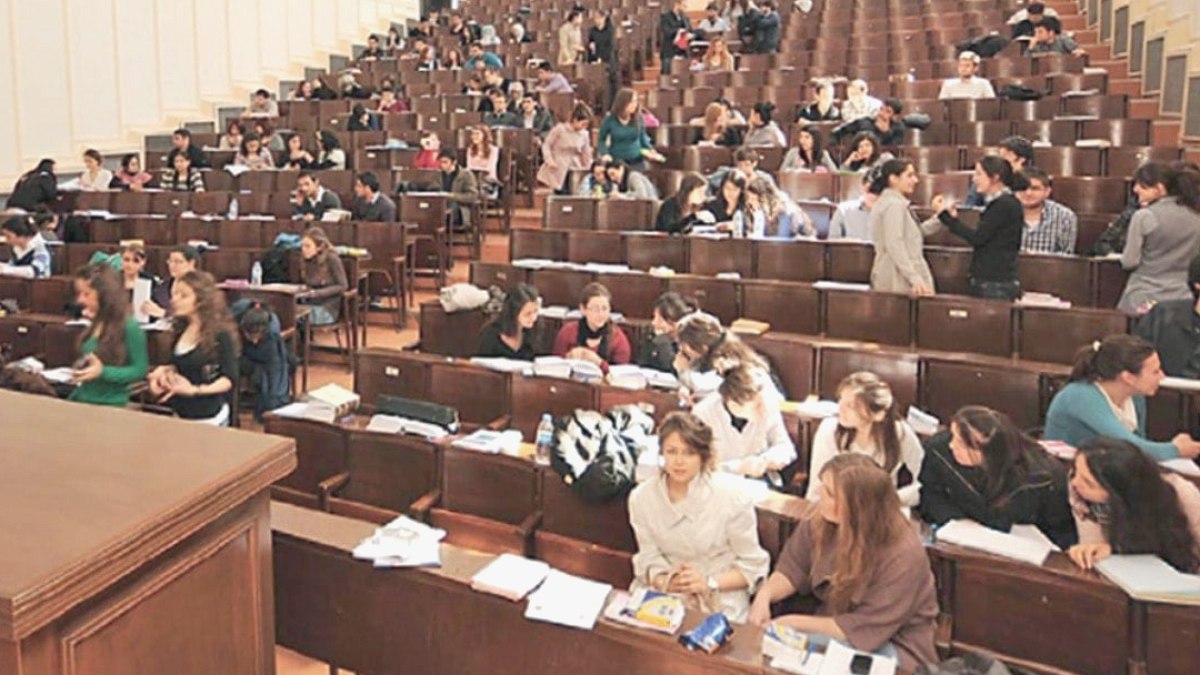 Vakıf Üniversitelerinde Türk Öğrencilere Fahiş Zam: Yabancılar 5.3 Kat Daha Ucuz Eğitim Alıyor