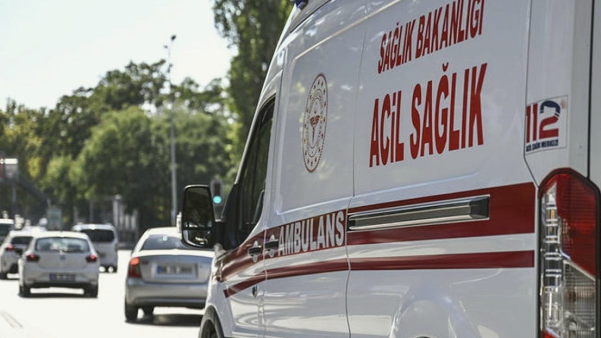 Hakkari'de Trajik Kaza: Pancar İşçilerini Taşıyan Minibüs Uçuruma Yuvarlandı