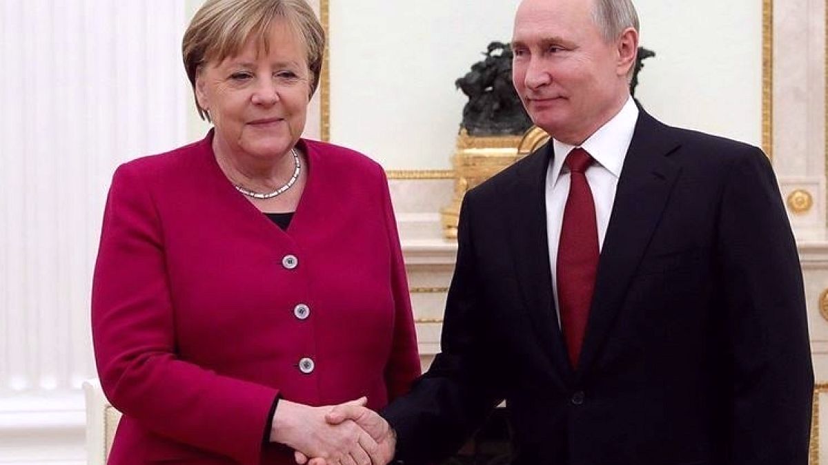 AB, Ukrayna Barışı İçin Merkel ve Draghi Gibi İsimleri Devreye Sokuyor